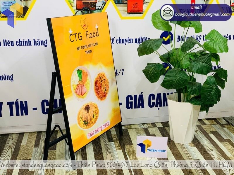 Nơi bán standee 1 mặt giá rẻ dùng cho quảng cáo marketing