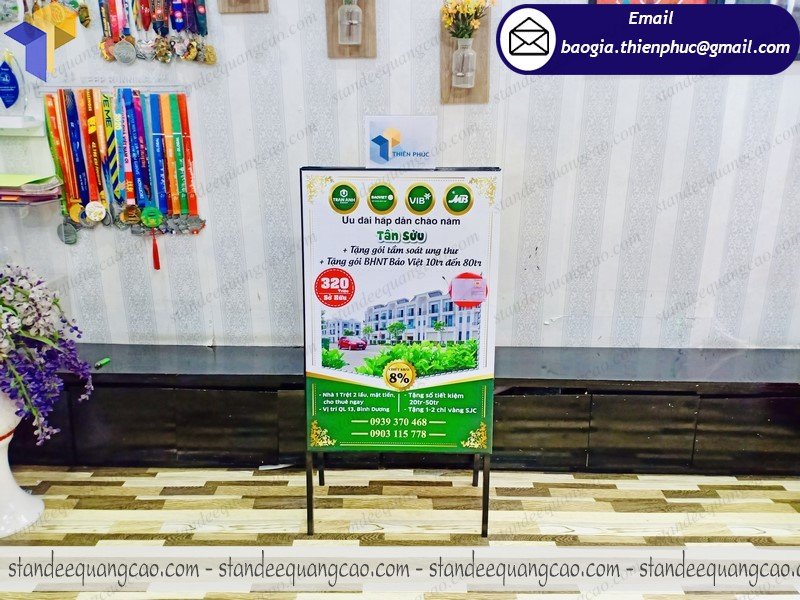 nơi bán standee chữ a giá rẻ