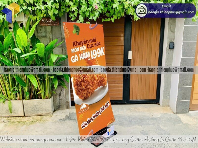 Nơi bán standee quảng cáo chịu gió ngoài trời trước cửa hàng gia công khung đế theo yêu cầu