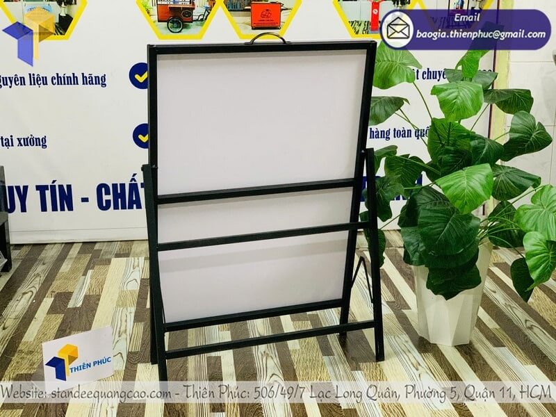 Nơi làm bảng standee 1 mặt in logo giá sỉ  yêu cầu thiết kế độc quyền