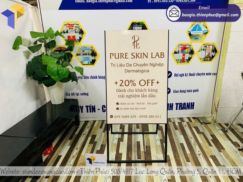 standee A gấp gọn di động