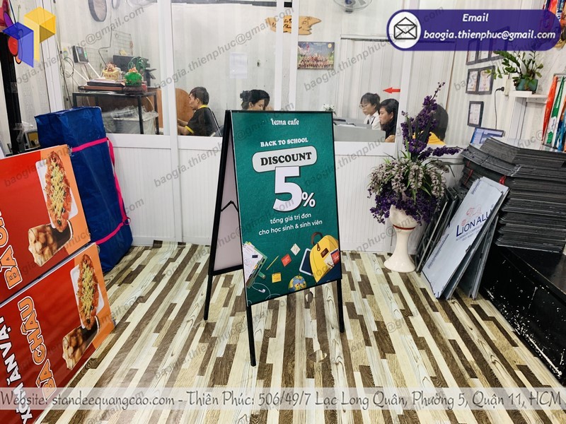 standee chân sắt chữ A 2 mặt