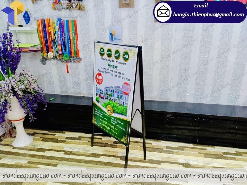 standee chữ a giá rẻ