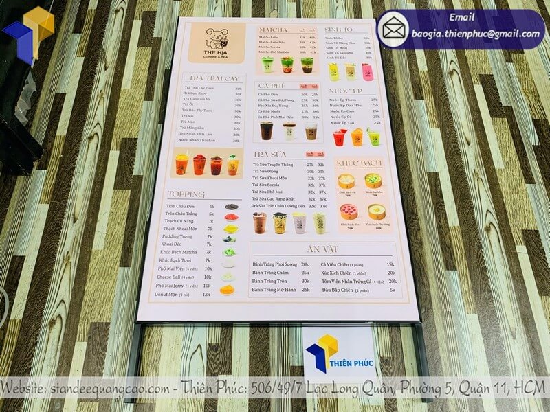Standee chữ A in logo theo yêu cầu khung sắt, in rõ nét