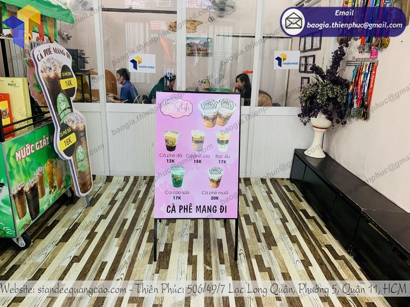 standee chữ A theo yêu cầu uy tín