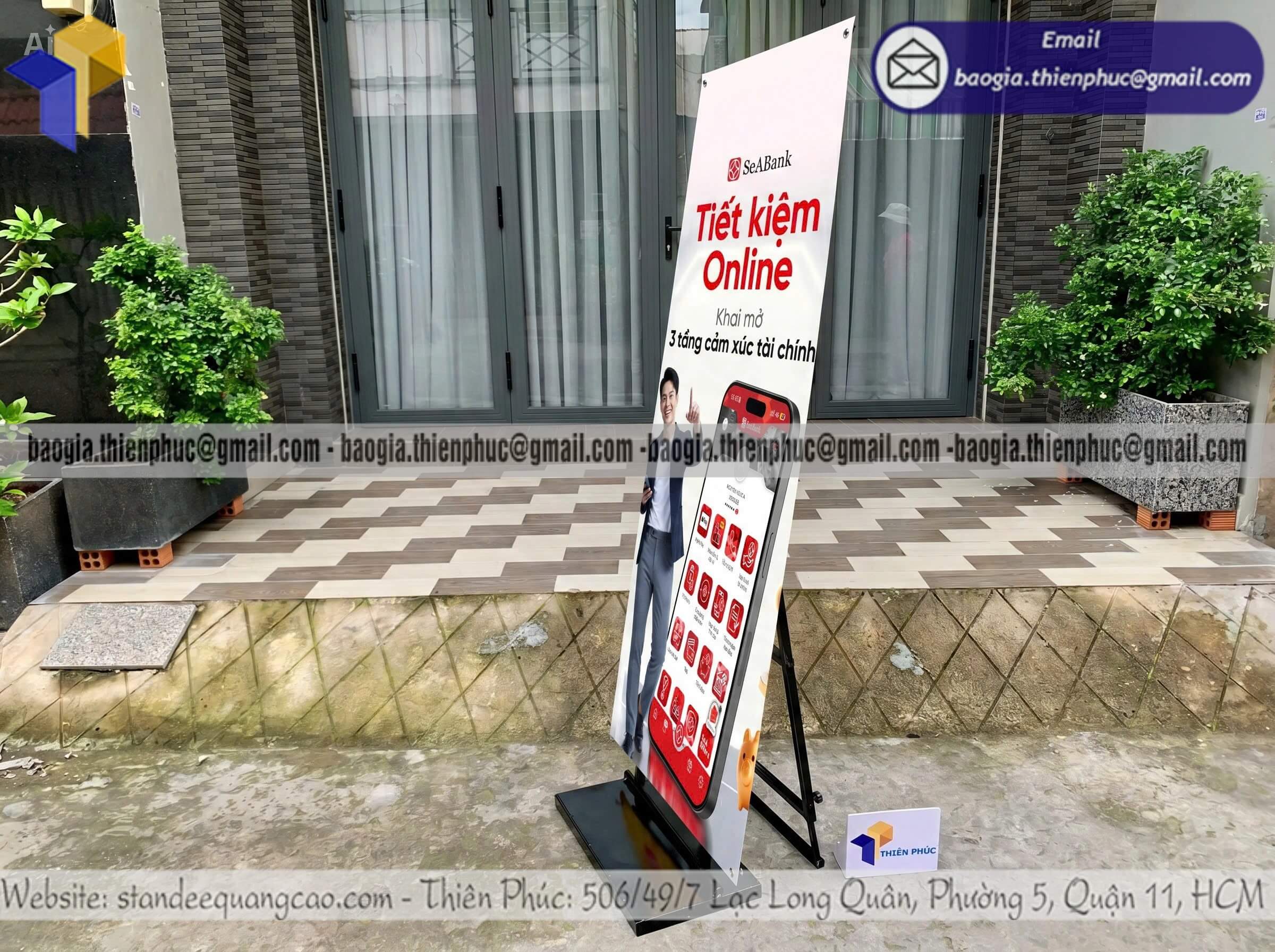Standee đế sắt treo poster in 1 mặt chống lật trang trí quảng cáo thu hút mua hàng