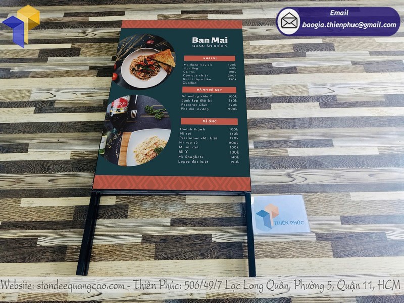 standee khung sắt chữ A
