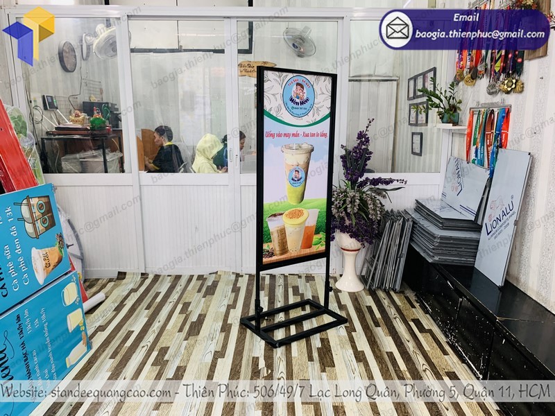 standee giới thiệu sản phẩm đẹp