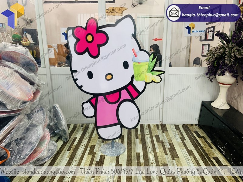 Standee HELLO KITTY mô hình đẹp