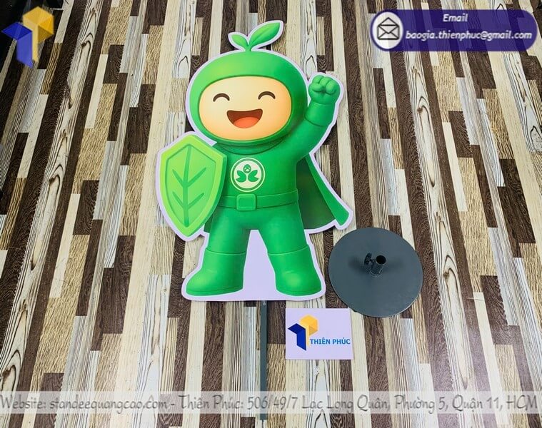 Standee mô hình quảng cáo 1 mặt sản xuất tại xưởng