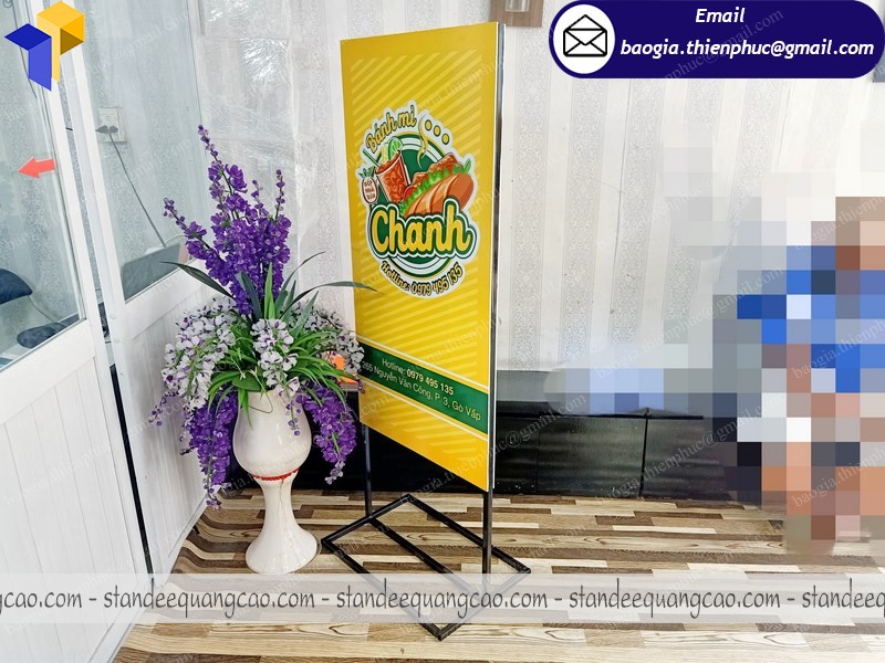 đóng standee quảng cáo quán ăn nhanh ở đâu