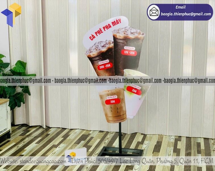 Standee mockup ly cafe quảng cáo để ngoài trời giá rẻ Standee mockup ly cafe quảng cáo để ngoài trời giá rẻ
