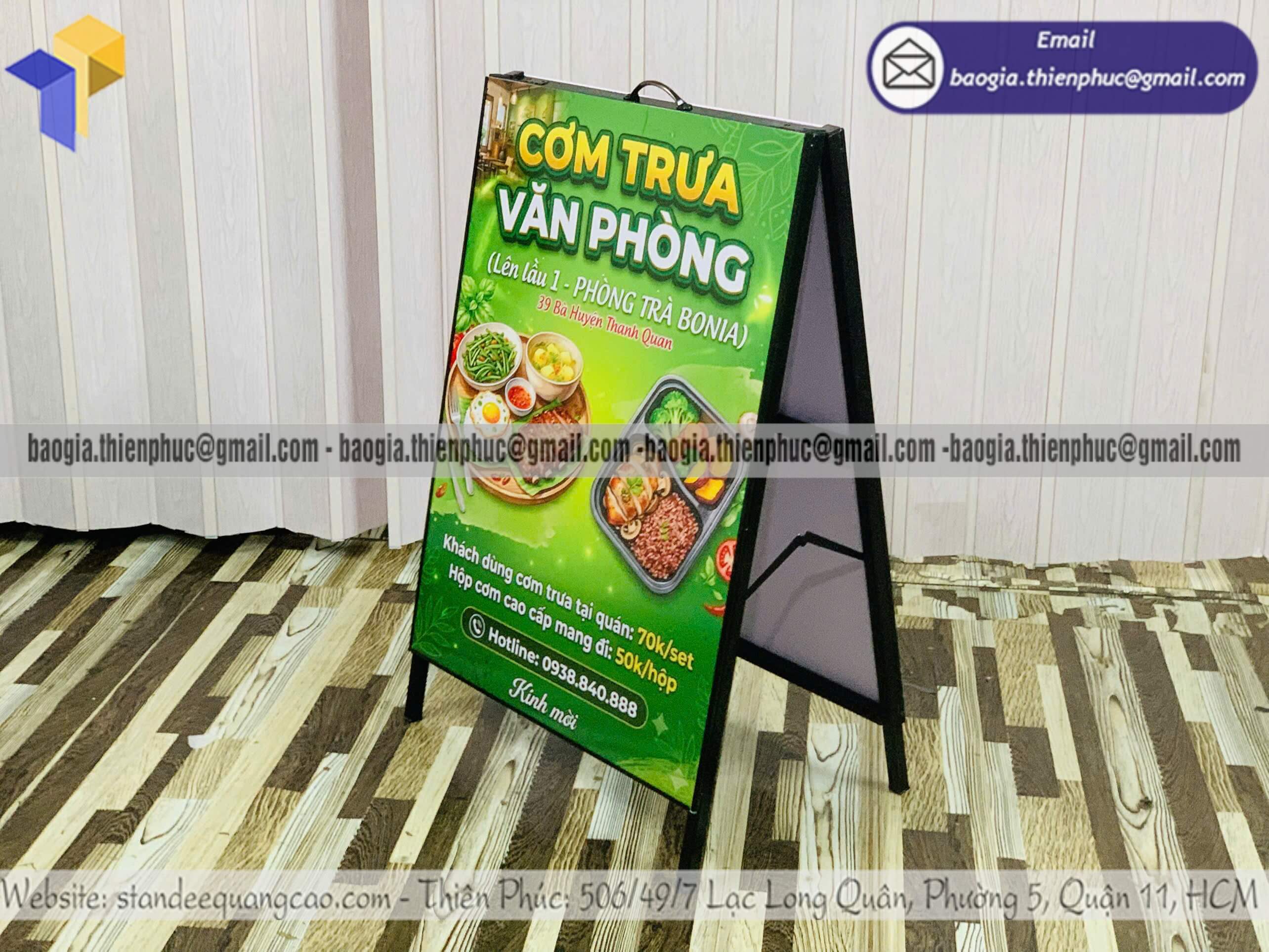 Standee quảng cáo chữ A khung sắt gắn poster vỉa hè bán khắp 63 tỉnh thành