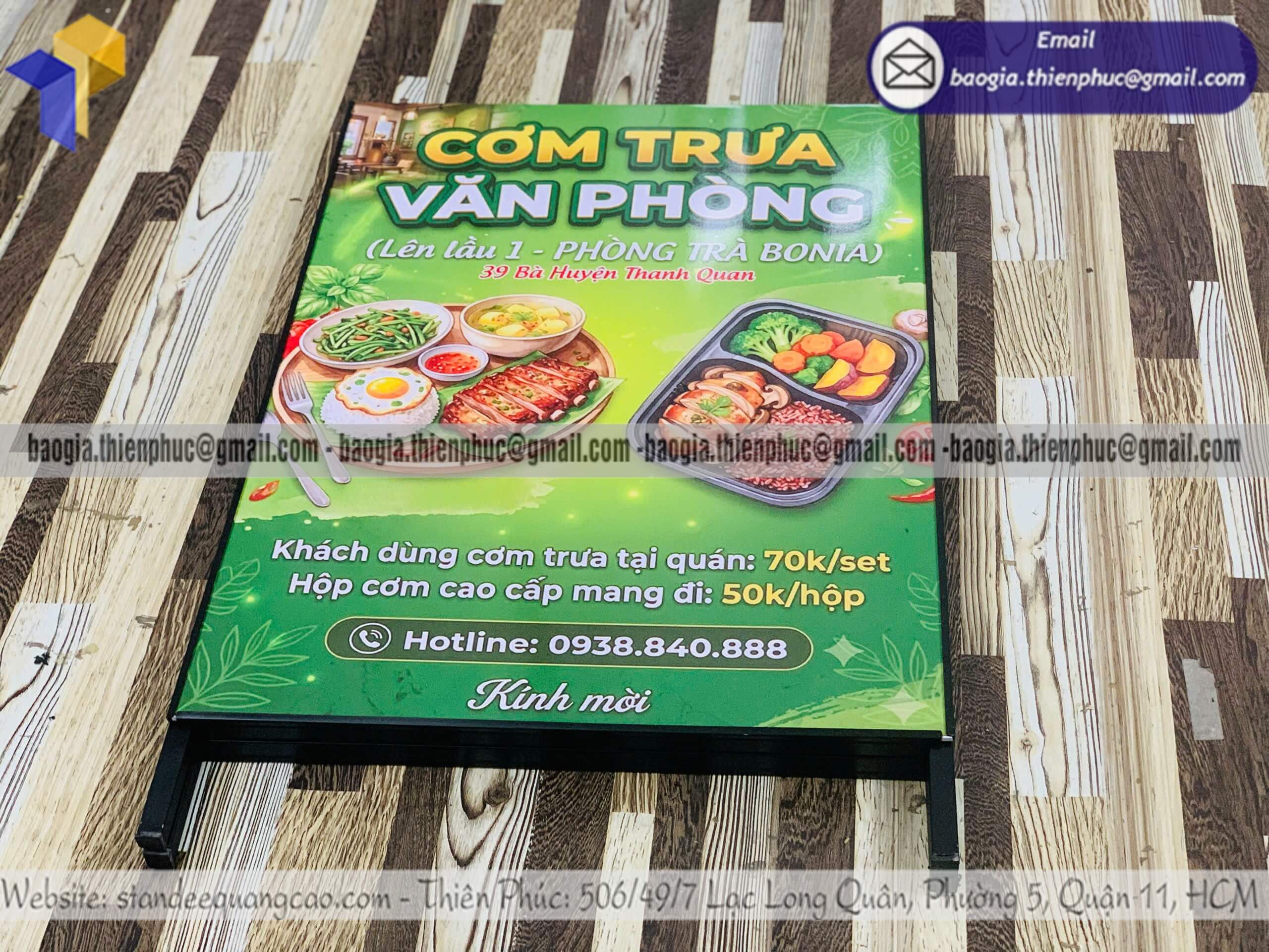 Standee quảng cáo chữ A khung sắt gắn poster vỉa hè đồ gia dụng bán ở mỗi tỉnh thành
