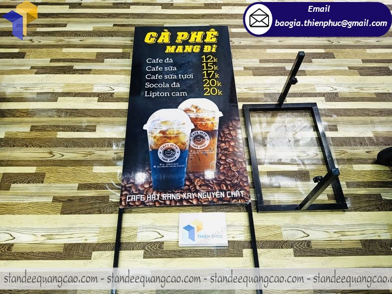 standee quảng cáo khung sắt giá bao nhiêu