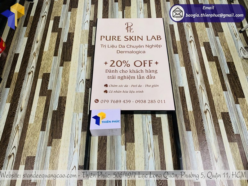 Standee A gấp gọn di động trưng bày nội dung tại sự kiện ngoài trời