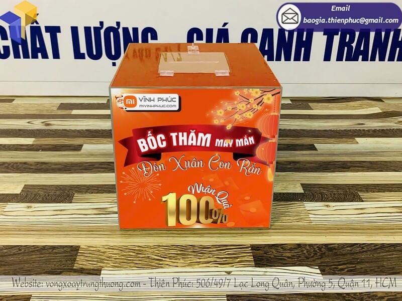 Thiết kế mẫu thùng đựng phiếu rút thăm mica trong đẹp sử dụng cho khuyến mãi