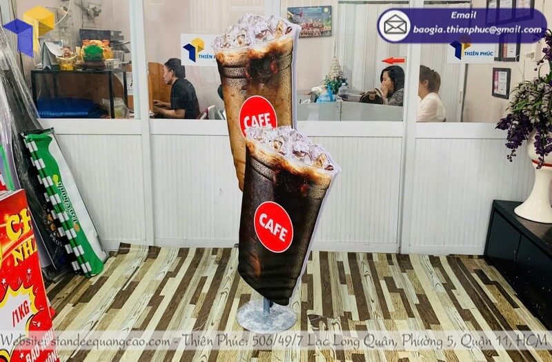 thiên phúc chuyên thiết kế standee mô hình cà phê sữa đá