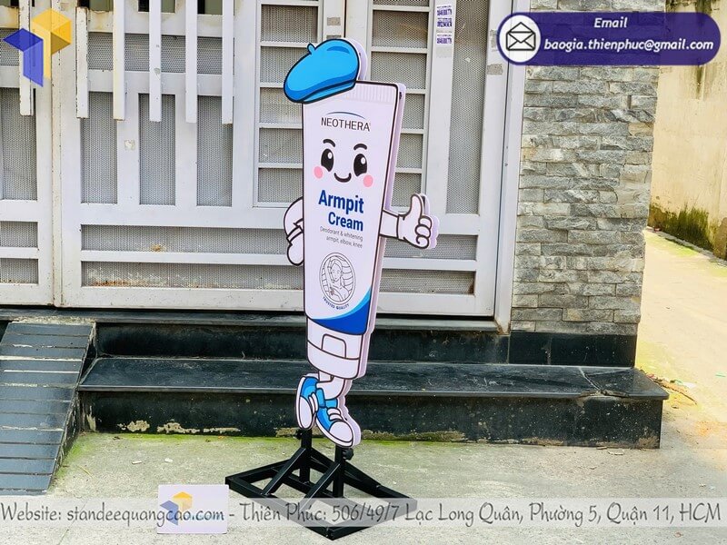 Thiết kế standee mô hình sản phẩm in 3D đẹp trưng bày gọn nhẹ