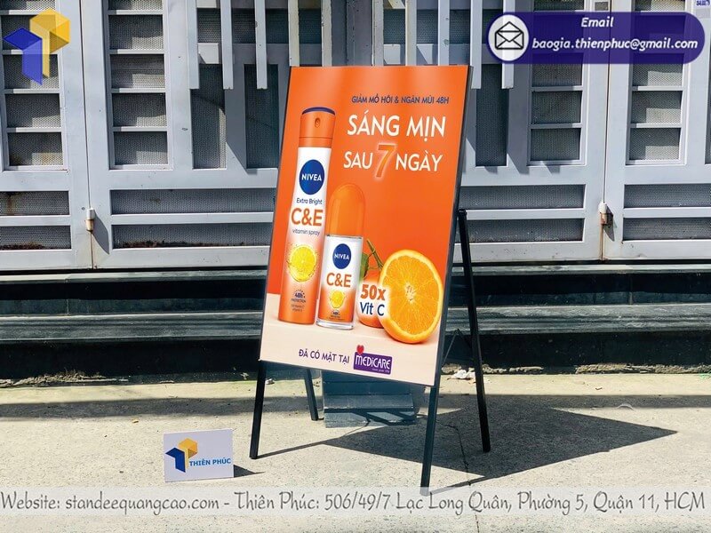 Xưởng đặt in bảng standee 1 mặt theo yêu cầu giá rẻ mẫu sắc nét TPHCM