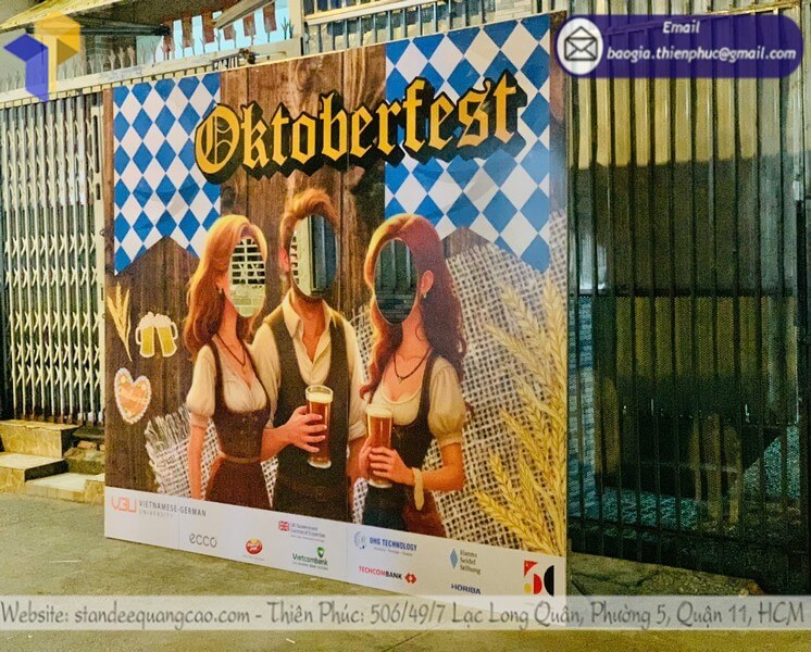 Xưởng gia công khung check in sự kiện giá rẻ đáp ứng mốc thời gian