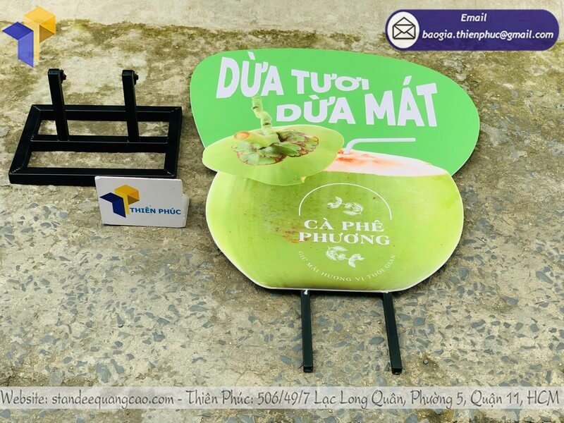 Xưởng gia công standee mô hình sản phẩm 3D cho cửa hàng phù hợp