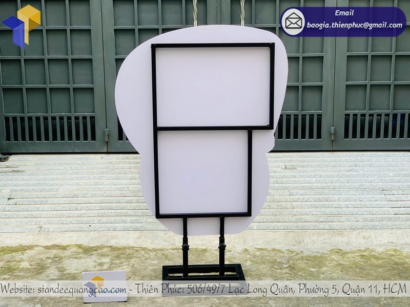 Xưởng gia công standee mô hình sản phẩm 3D cho cửa hàng theo yêu cầu