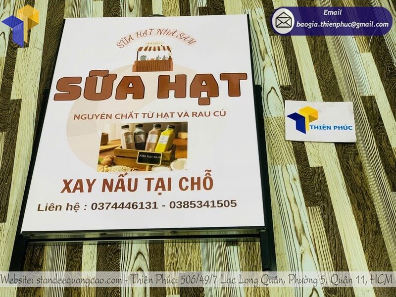 Xưởng in bảng standee quảng cáo 1 mặt nhanh mẫu mới 2025 ngoài trời