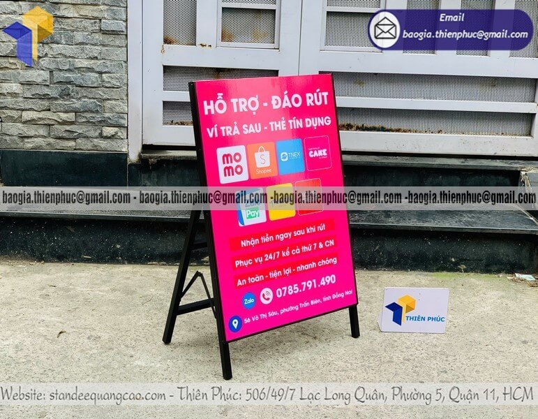 Xưởng in standee quảng cáo di động 1 mặt theo yêu cầu cho quán ăn cửa hàng bán lẻ