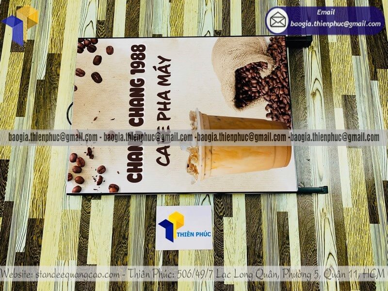 Xưởng làm bảng standee A chân sắt in logo giá rẻ yêu cầu in logo sắc nét quảng cáo