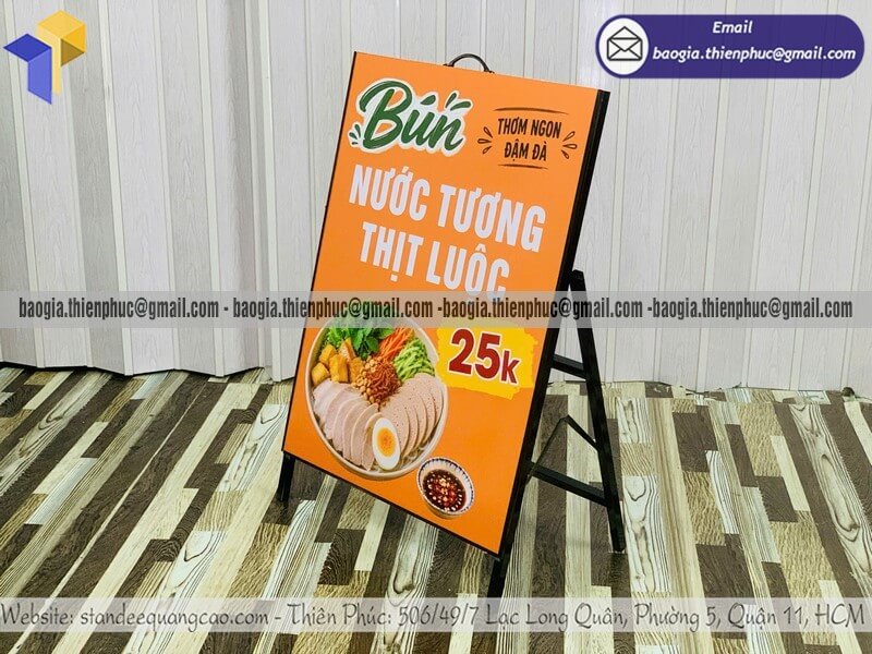 Xưởng sản xuất standee 1 mặt giới thiệu đồ ăn giá rẻ cho nhà hàng quán nướng lẩu hot hit