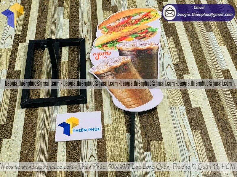 Xưởng sản xuất standee mô hình ly cafe in 3D ngoài trời thương hiệu đồ uống quảng cáo